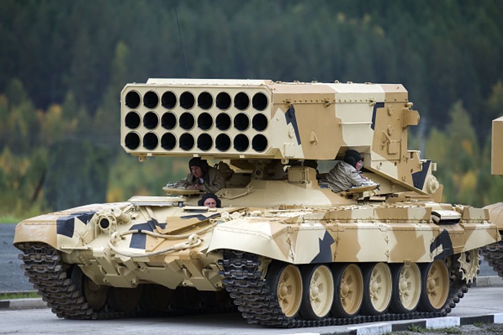 Тяжелая огнеметная система ТОС-1 «Буратино».