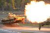 Танк Т-90А во время демонстрационных стрельб на открытии 10-й международной выставки Russia Arms Expo.
