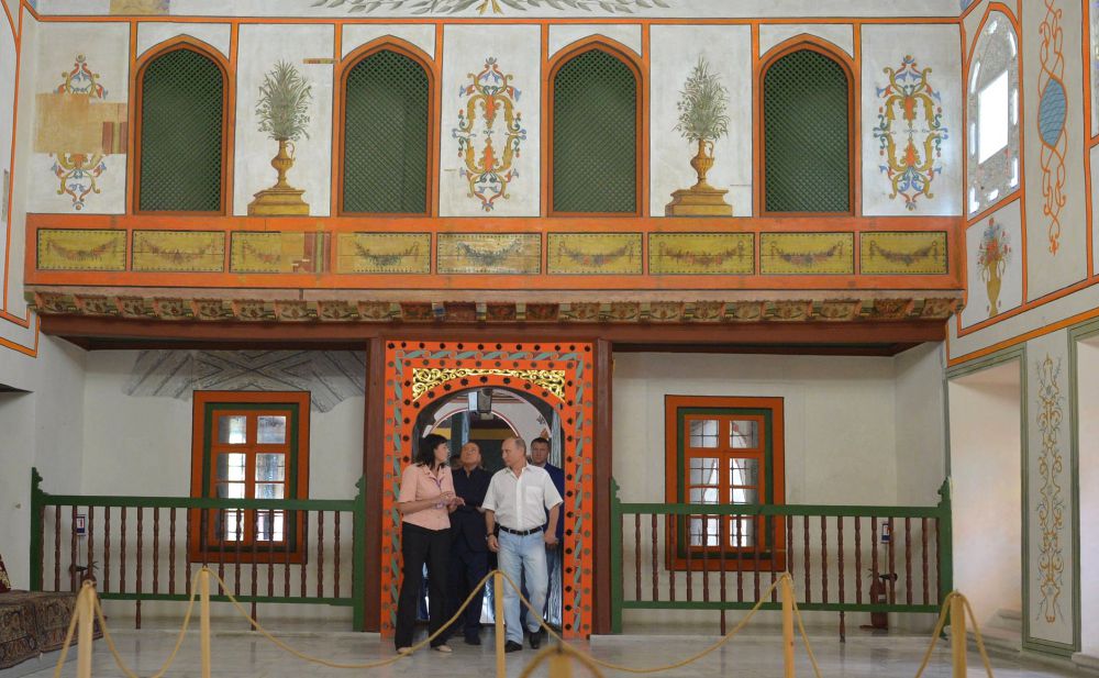 Во время посещения Бахчисарайского историко-культурного и археологического музея-заповедника.