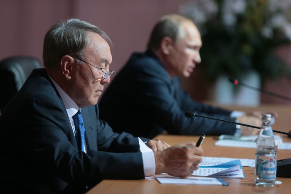 Президент России Владимир Путин и президент Казахстана Нурсултан Назарбаев принимают участие в заседании XII Форума межрегионального сотрудничества России и Казахстана.