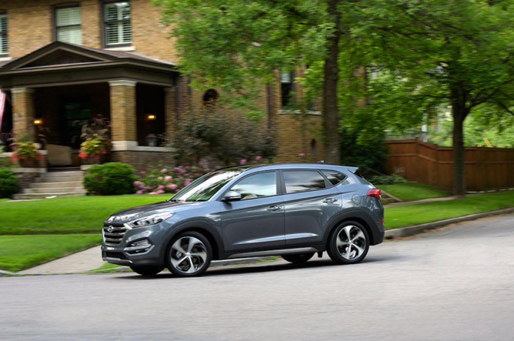 Hyundai Tucson.