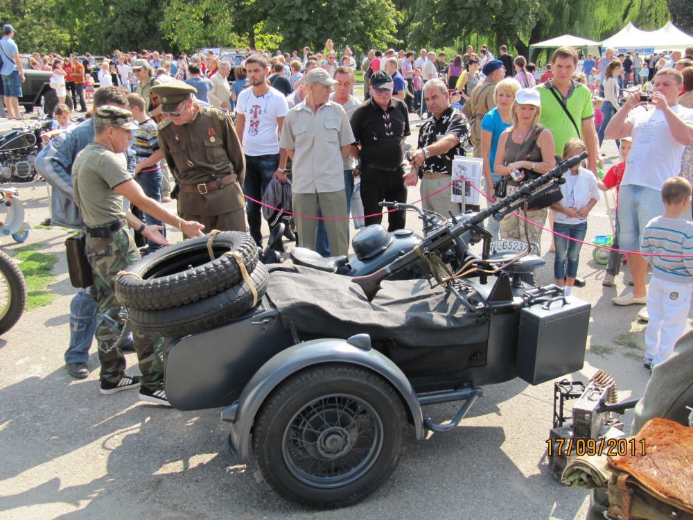 «Лучший ретро-мотоцикл» - BMW R75 1942 (Роман Борщев, Аксай, Ростовская область)