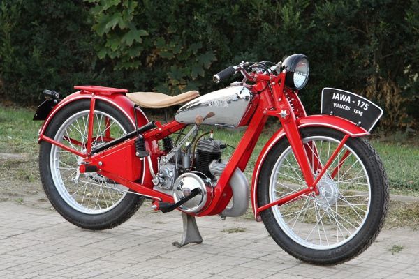 «Лучший ретро-мотоцикл» - Jawa 175 Villiers 1936 (Николай Кучковский, Ростов-на-Дону)