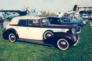 Old Car Land