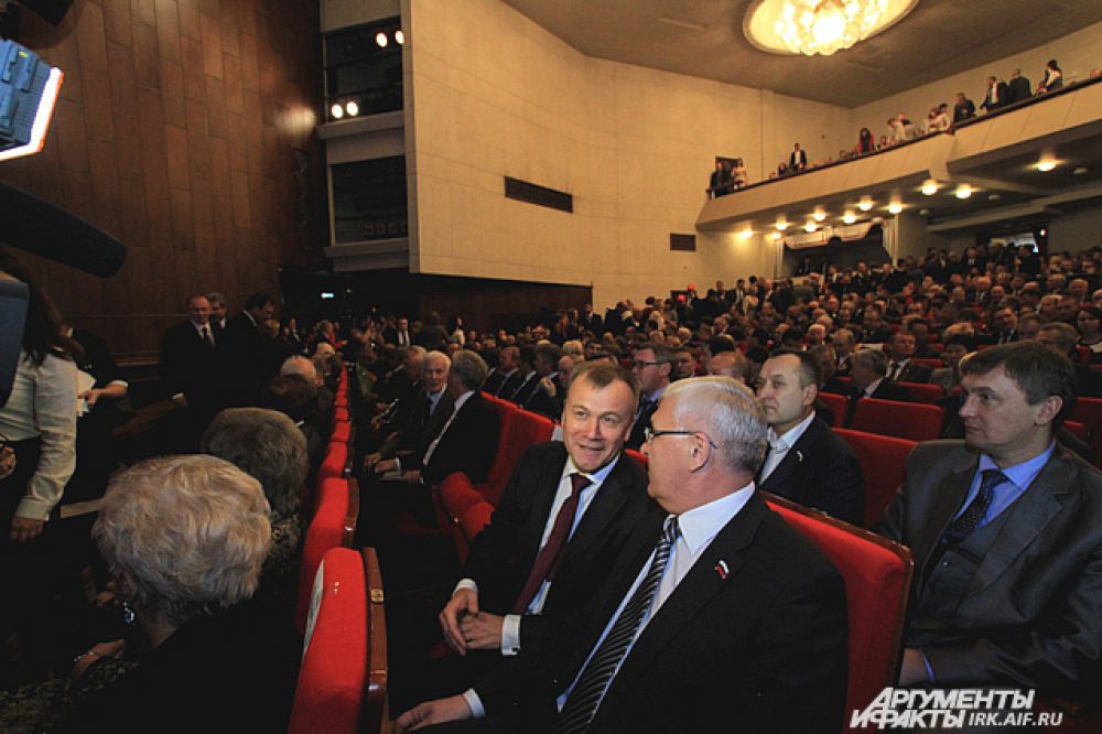 Бывший губернатор Приангарья Сергей Ерощенко также присутствовал на церемонии.