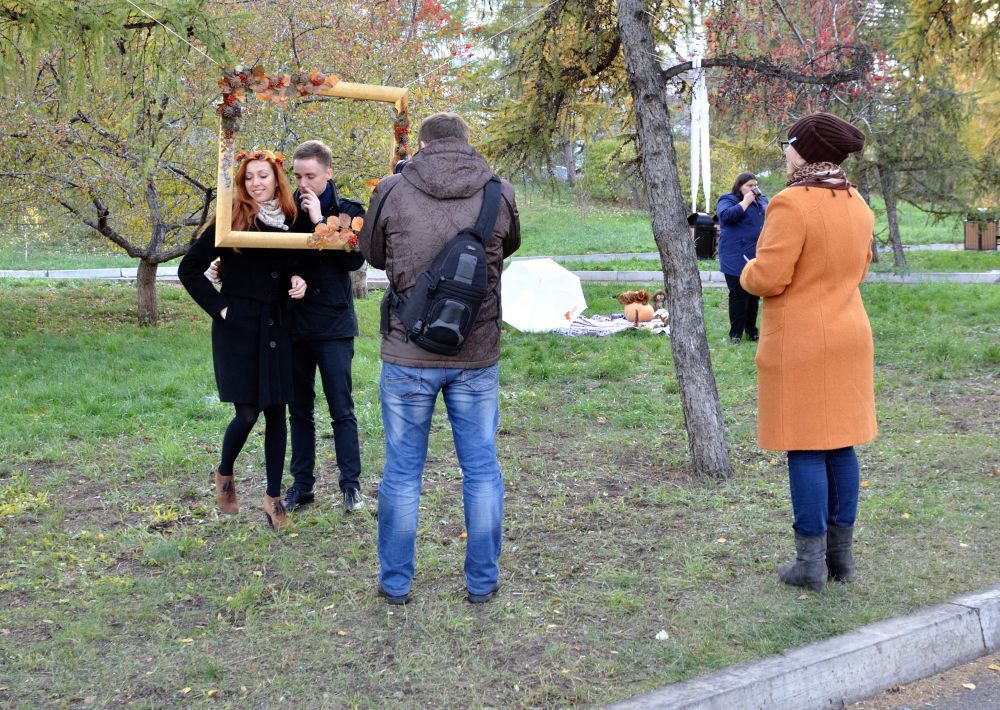 Фото в рамке.