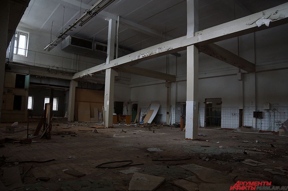 Так, «полигоном» стала бывшая столовая, которую любезно предоставил ПНИПУ.
