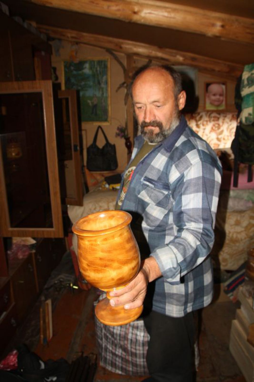 Ваза деревянная. Рукодельная