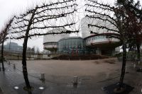 Дворец прав человека в Страсбурге, в здании которого расположен Европейский суд по правам человека.