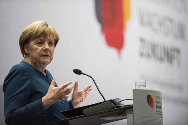 Второе место у канцлера ФРГ Ангелы Меркель, которая в прошлом году была на пятом месте. 