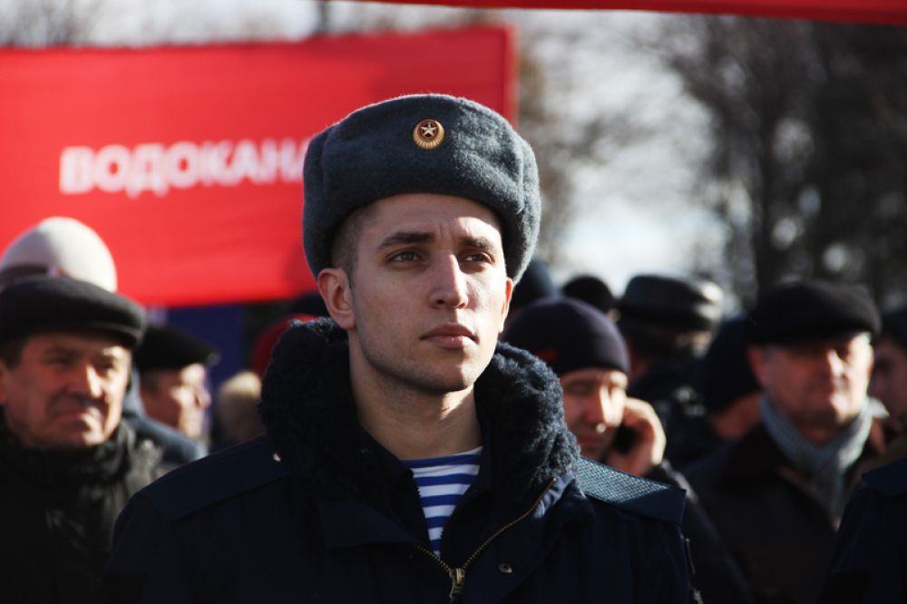 Народ и армия едины