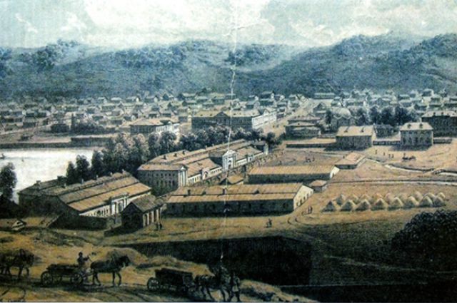 Вид города Барнаула и сереброплавильного завода с правого берега реки Барнаулки. Вторая половина 1850-х годов.
