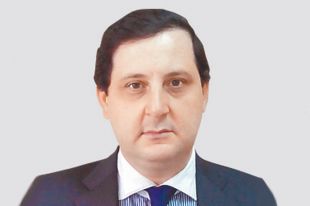 Руслан Абрамов.