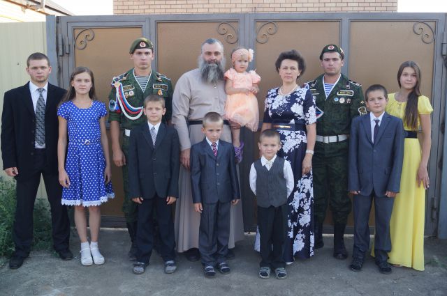 Многодетная семья Кожеватовых.