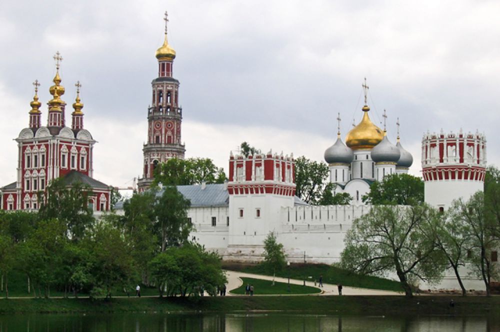 Новодевичий монастырь в Москве