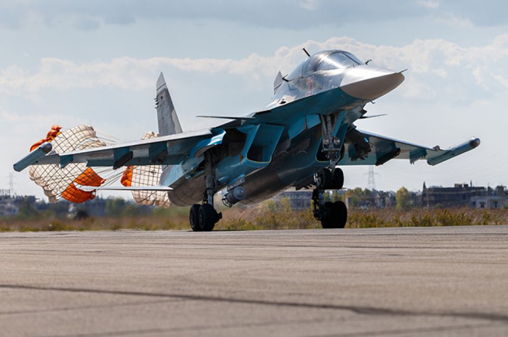 Истребитель-бомбардировщик Су-34