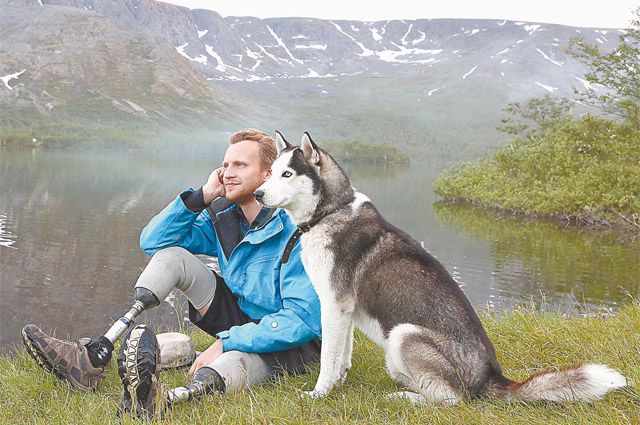 После травмы Сергей осуществил многие свои мечты, в том числе завёл собаку породы хаски. Вместе с Шером во время поездки в горы.