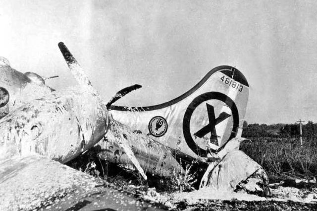 Обломки американского самолёта RB-29, сбитого советскими МиГ-15.