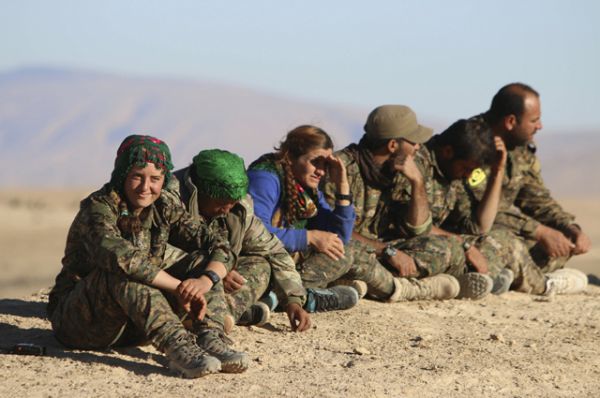 Курдские войска.