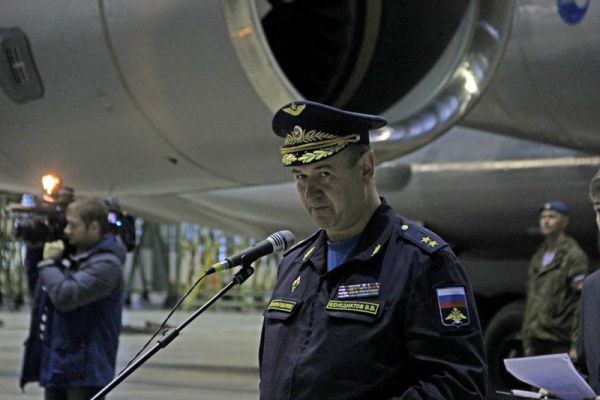 Командующий ВТА Владимир Бенедиктов