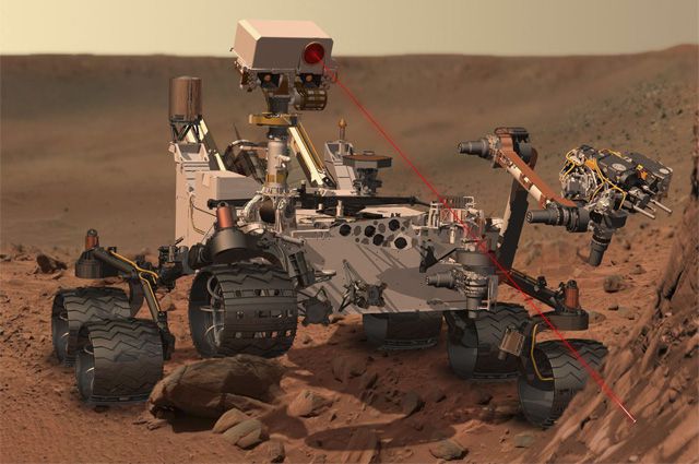 Марсоход Curiosity на Марсе.
