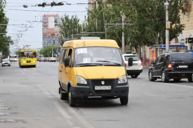 Майкоп транспорт. Волгоград Газель 98 жёлтая Жилгородок. Маршрутка 98 Волгоград. Маршрутки Махачкала. Газель Волгоград.