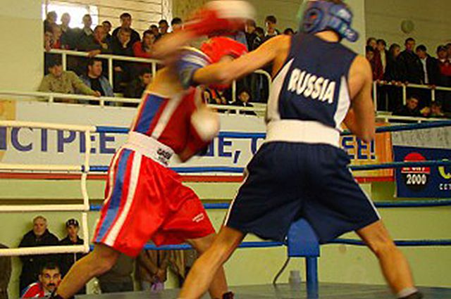 Таганрогские спортсмены победили во Всероссийских соревнованиях по  кик-боксингу.