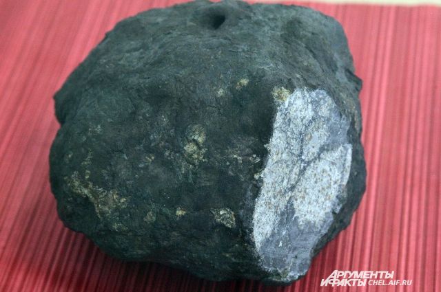 Челябинский метеорит откололся от астероида 290 млн лет назад