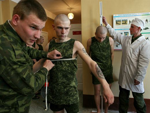 Мобилизация в Украине: как власть будет поощрять мужчин идти в военкоматы и не бояться