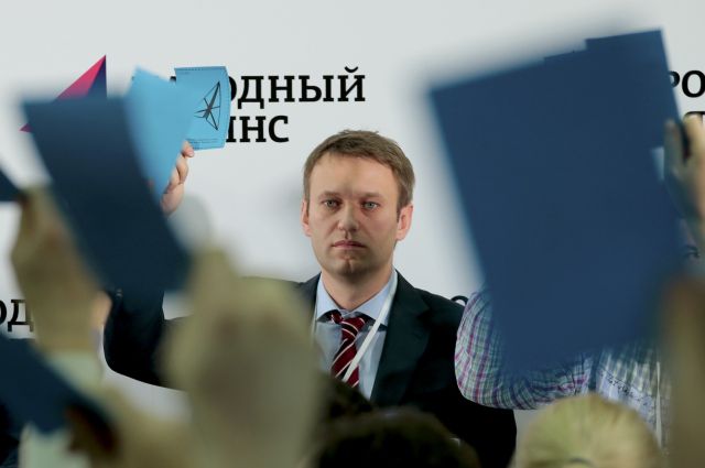 Оппозиционный политик Алексей Навальный на учредительном съезде партии своих сторонников «Народный альянс» в Москве.