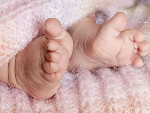 почему у новорожденного трясется подбородок и ножки | Дзен