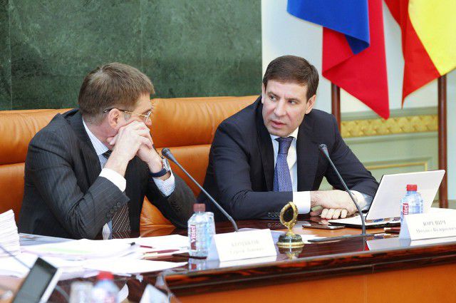 Последним в череде отставок губернаторов стало снятие с должности главы Челябинской области Михаила Юревича.