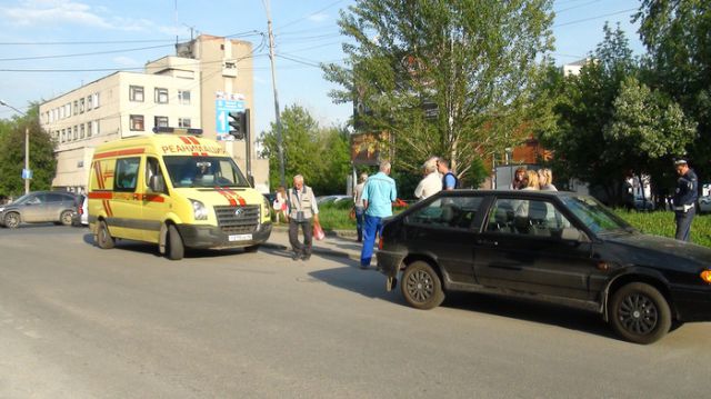 Автоледи екб. Автоледи 2021 Екатеринбург. Автоледи Екатеринбург 2021 объявление.