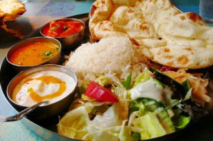 Блюда индийской кухни могут быть не острыми, а наоборот - сладкими и нежными.