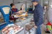 На территории ТК «Сельскохозяйственный рынок» уже ждут посетителей рыбные отделы, где представлены: свежая, мороженая, сушеная, вяленая, копченая рыбы. 