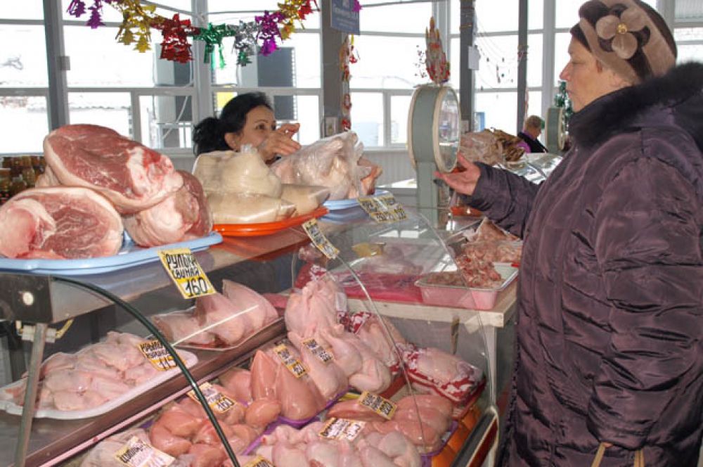 Посетители рынка могут не сомневаться в свежести и качестве продукции. Перед тем как попасть на прилавки, все продовольственные товары проходят тщательную проверку. На территории рынка имеются два ветеринарных пункта, оснащенных новейшим лабораторным оборудованием: по сельхозпродукции и отдельно по мясу и птице.