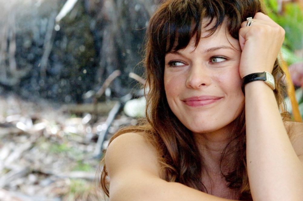 Милла Йовович в фильме «Идеальный побег», 2009 год.