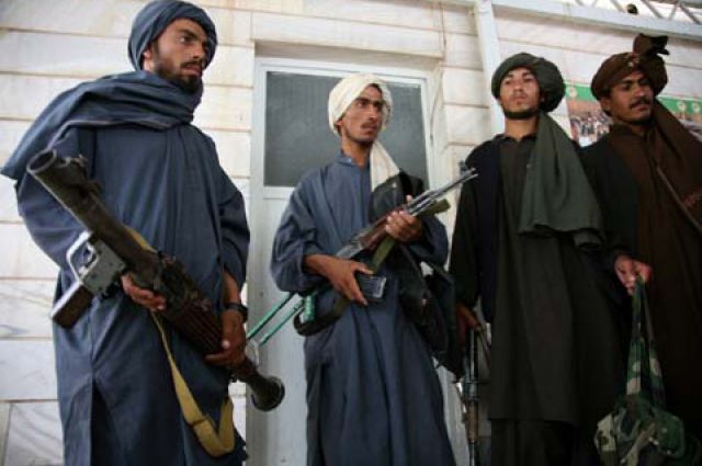 Террорист-смертник подорвался у авиабазы США в Афганистане | В мире |  Политика | Аргументы и Факты