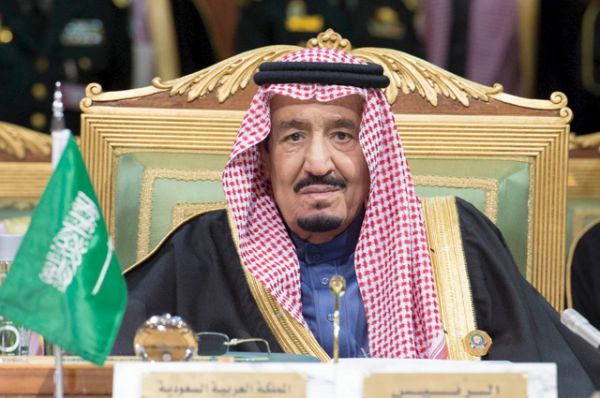 На девятом месте рейтинга глава Саудовской Аравии Абдалла ибн Абдул-Азиз Аль Сауд (–11%).