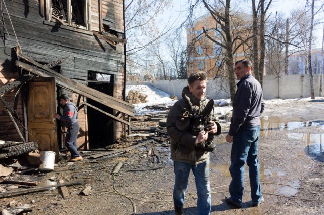 Дом по ул. Большой Печёрской должны были снести в декабре 2014 года, в марте 2015 года он сгорел.