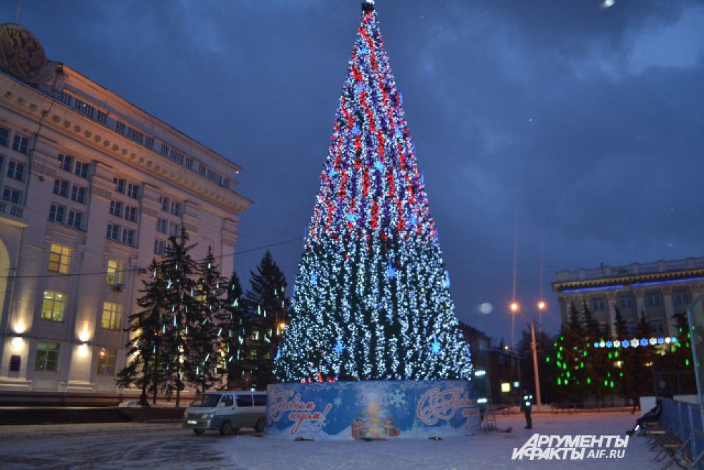 Главная ёлка Кузбасса в Кемерове.