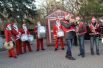 В качестве музыкальных Дедов Морозов выступили студенты Ростовской государственной филармонии. Они исполнили барабанную фиесту. 