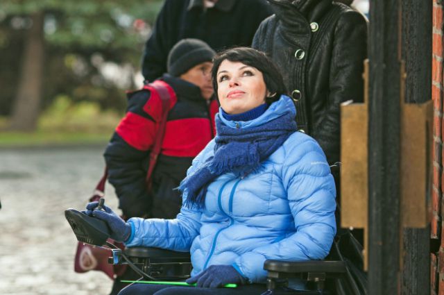 Калининградка стала первым в России гидом-экскурсоводом в инвалидной коляске.