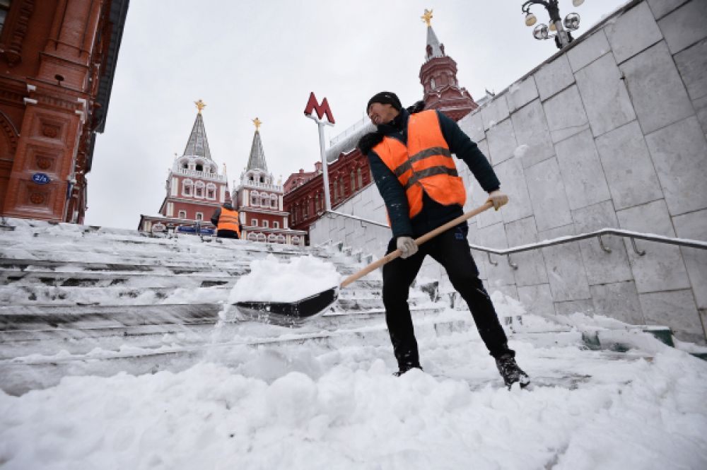 Ожидается, что за сутки на столицу выпадет почти месячная норма осадков.