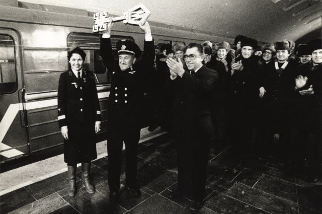 Открытие новосибирского метро 7 января 1986 года