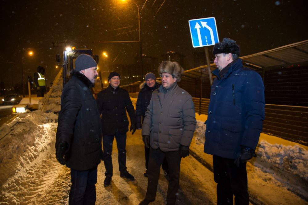 Мэр Казани тоже участвует в ночных объездах.