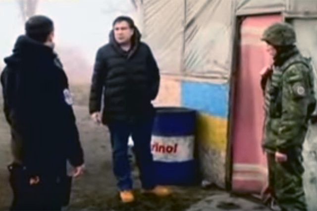 Саакашвили на позиции украинские военных подразделений, находящихся в Донбассе.
