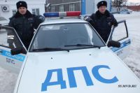 Найти маму мальчику помогли лейтенанты полиции Евгений Царёв и Алексей Шмидт.