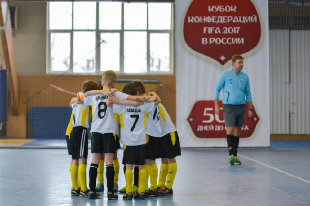 Они представляют ФК «Ростов», «Арсенал», «ДЮСШ-6», «Академия», «Победа» и «Водник».