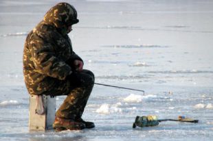 Рыбак выловил минометную мину